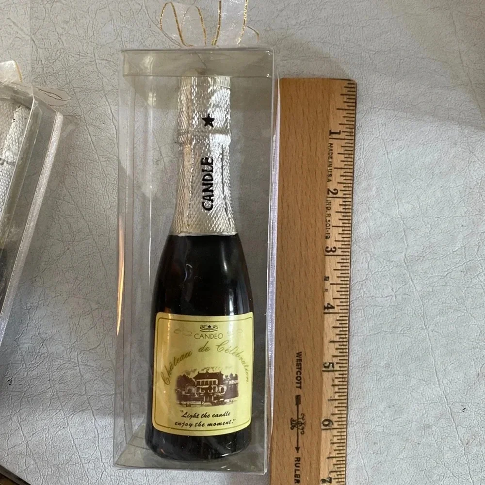 Champagne Novelty Candle, NEW